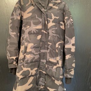 CANADA GOOSE “SHELBURNE” DOWN PARKA  CAMO COAT